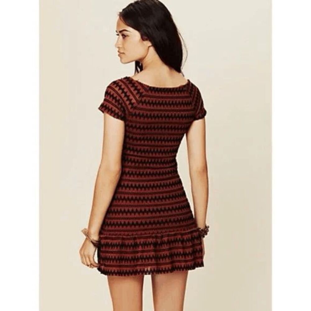Free People Cozy Day Flounce Rust Red and Black Patterned Mini Dress Medium - Picture 9 of 9